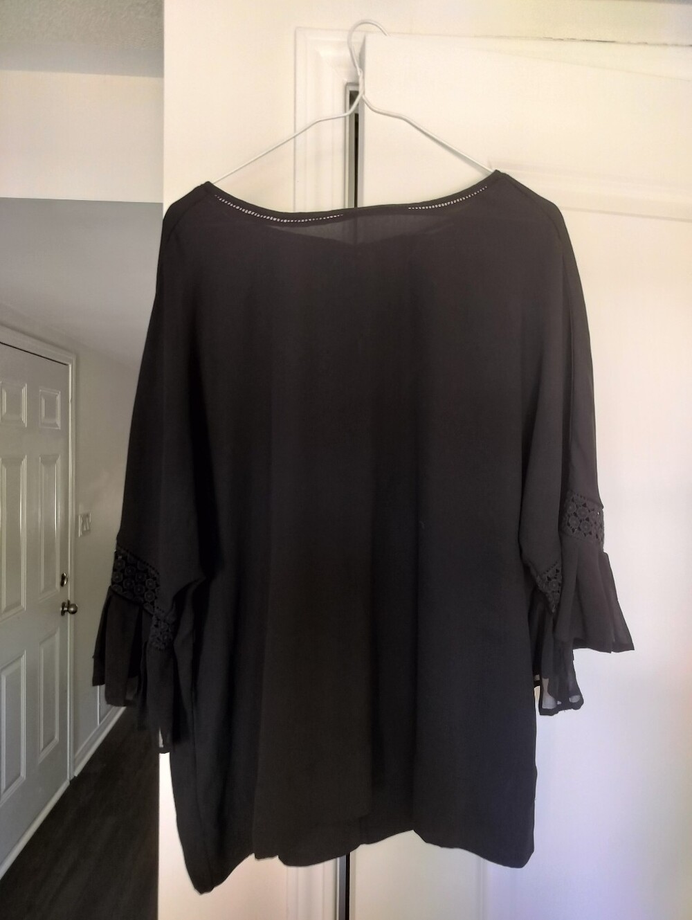 Black Top With Flowy Arms